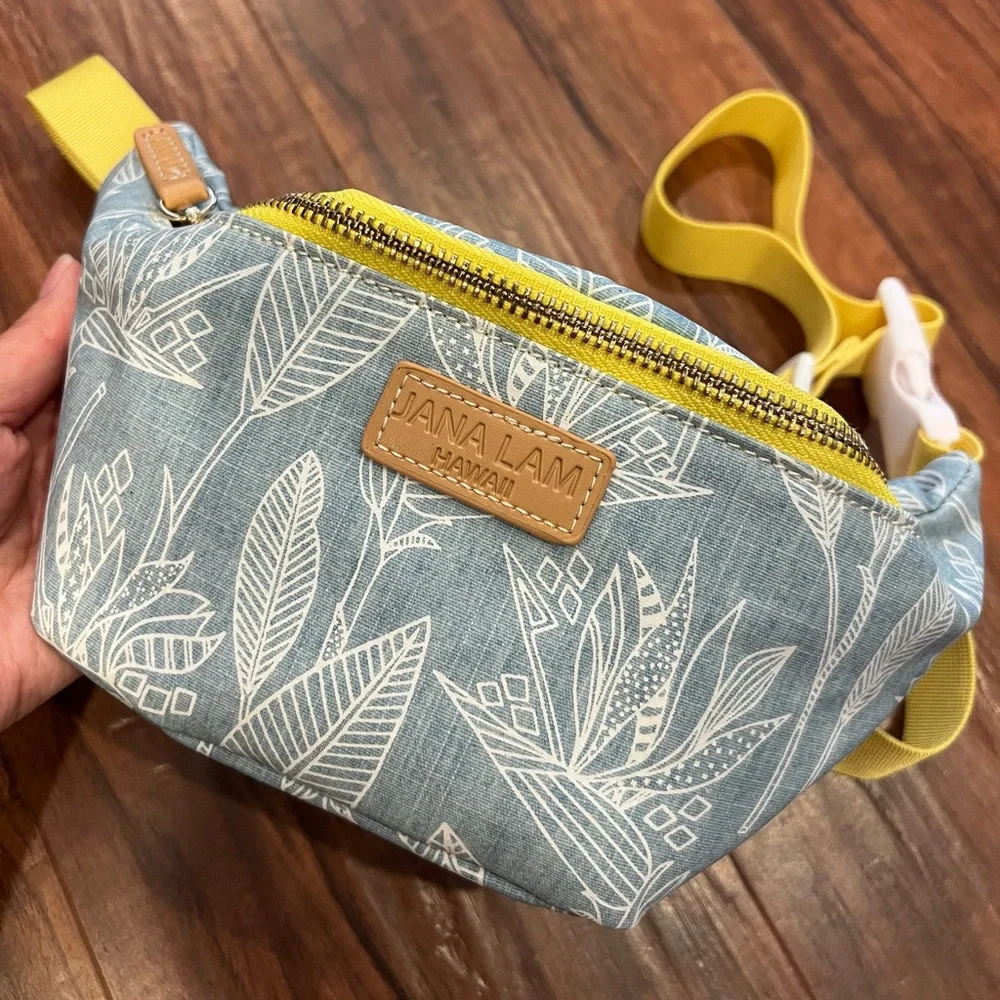 Jana Lam fanny pack - newππ©΅ - Picture 1 of 5